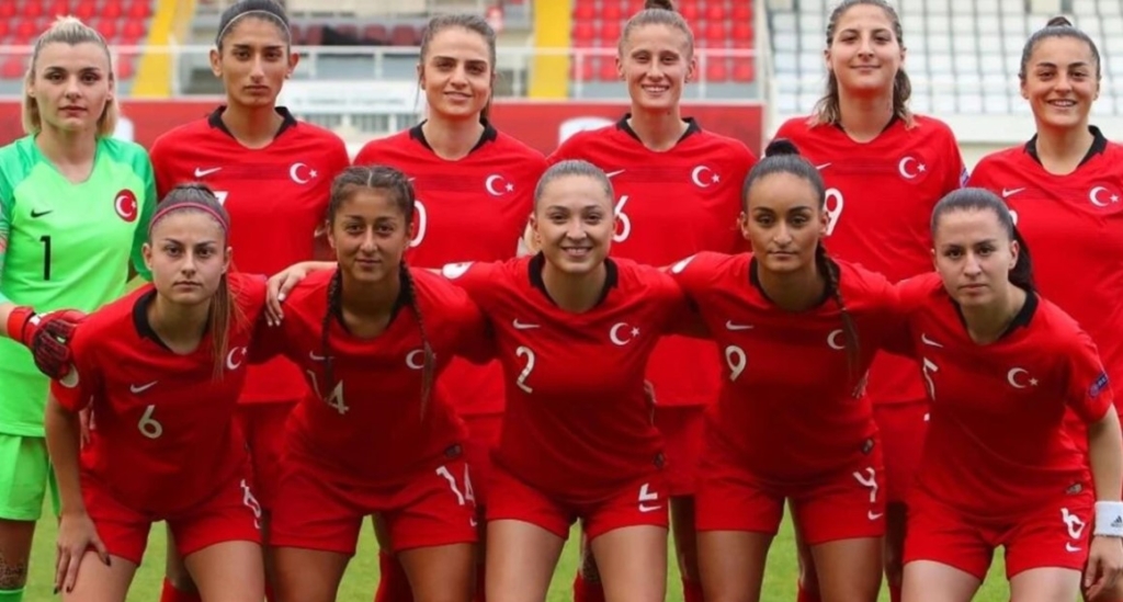 A Milli Kadın Futbol Takımı Kosova'yla Karşı Karşıya