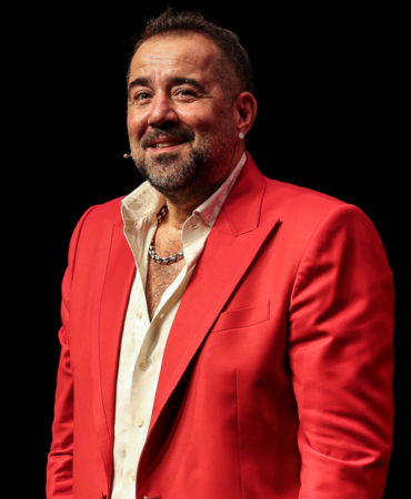 Ata Demirer Gazinosu 2 yaz turnesine çıkıyor