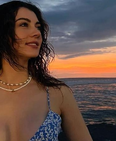 Burcu Özberk’ten Bali’de Kira İsyanı