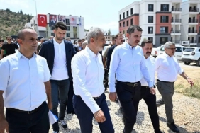 iyi parti milletvekilinden murat kuruma ovgu