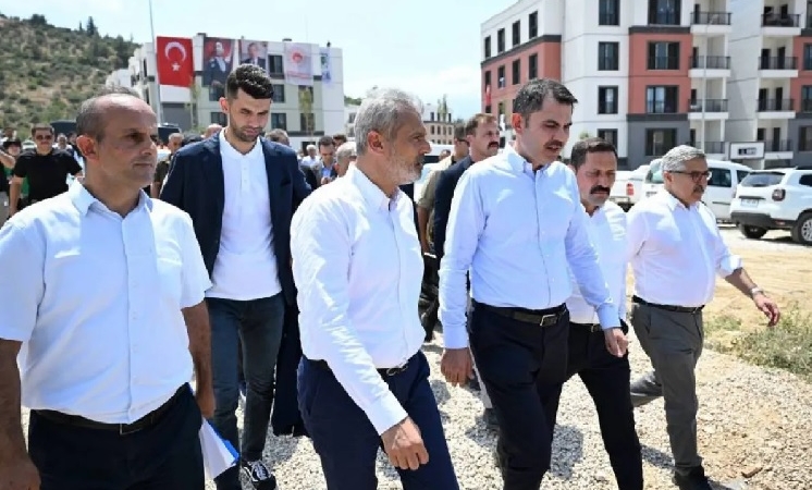 iyi parti milletvekilinden murat kuruma ovgu