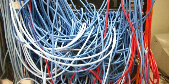 Subdomain kurulumu için sunucu ve ağ kabloları