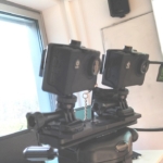 Halka ışık ve tripod üzerinde canlı yayına hazır telefon